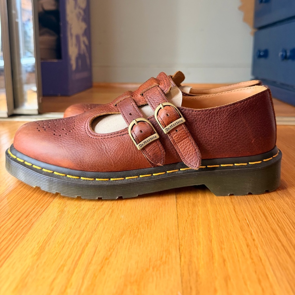 Dr. Martens Brown Mary Janes